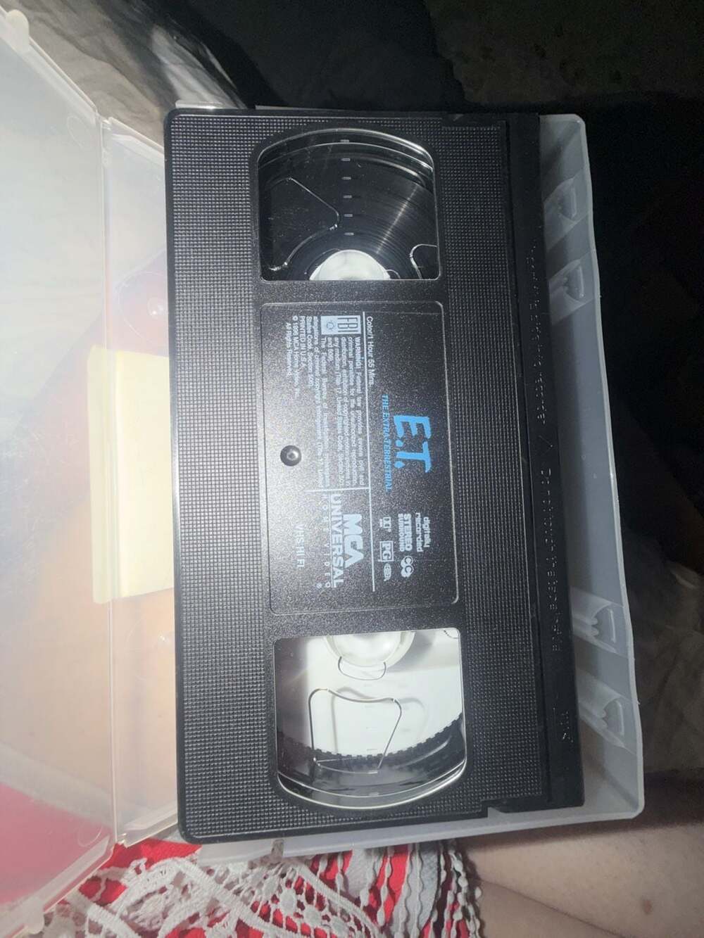 E.T. The Extra-Terrestrial VHS Tape (1996 MCA Universal Video Clamshell Release)
